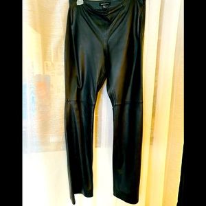 ~SALE~ VICTORIA’S SECRET MODA LEATHER PANTS BLK 10